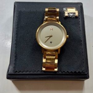 Minimal Gold Tone Women's Watch - MVMT